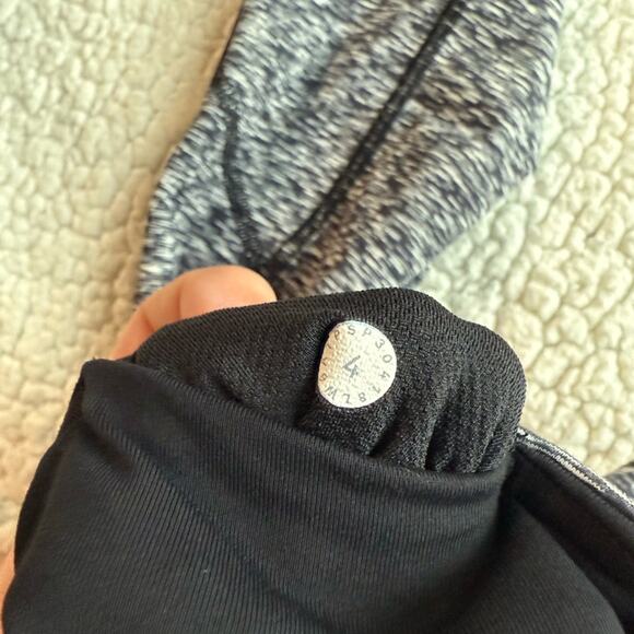 Lululemon Athletica Rebel Runner Crop Leggings - Picture 5 of 5